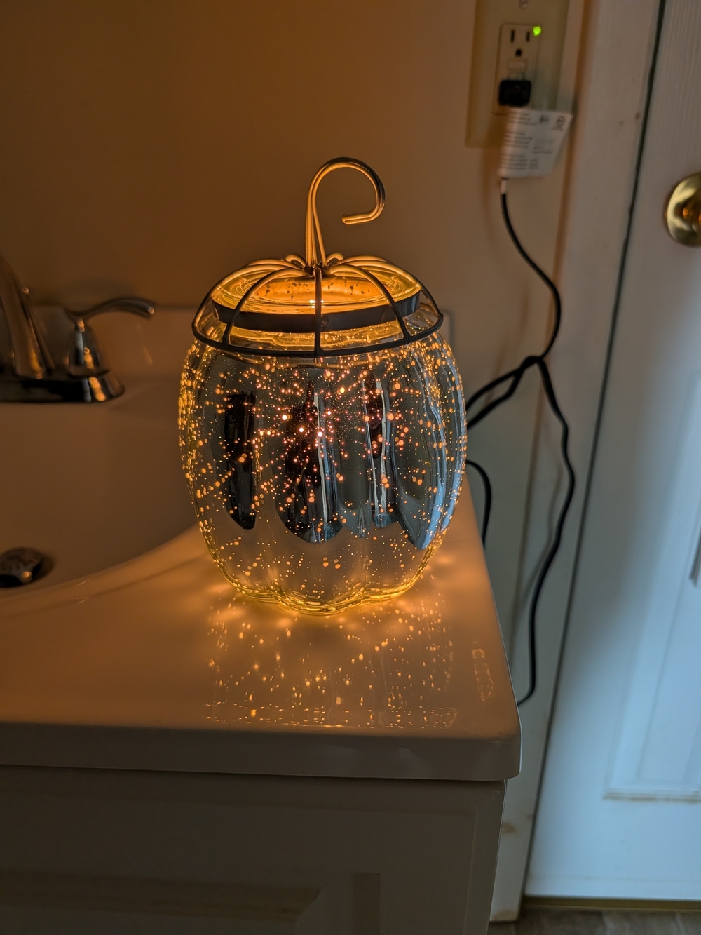 Scentsy Fall Fairy Tale Wax Warmer